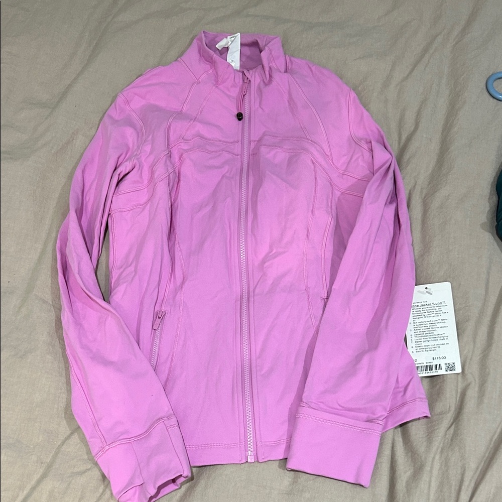 NWT Lululemon Define Jacket *Luon Dahlia
Mauve Size 12